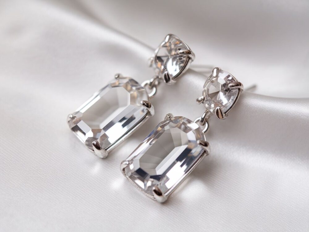 biżuteria srebrna z kryształami