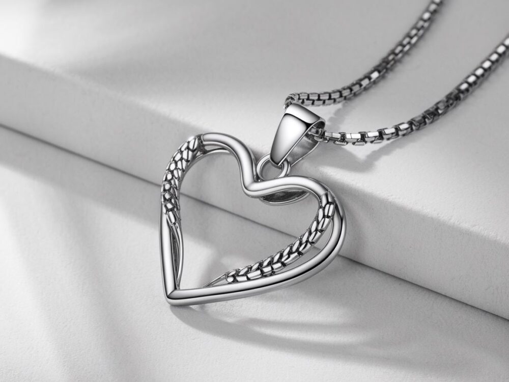 biżuteria stalowa serce