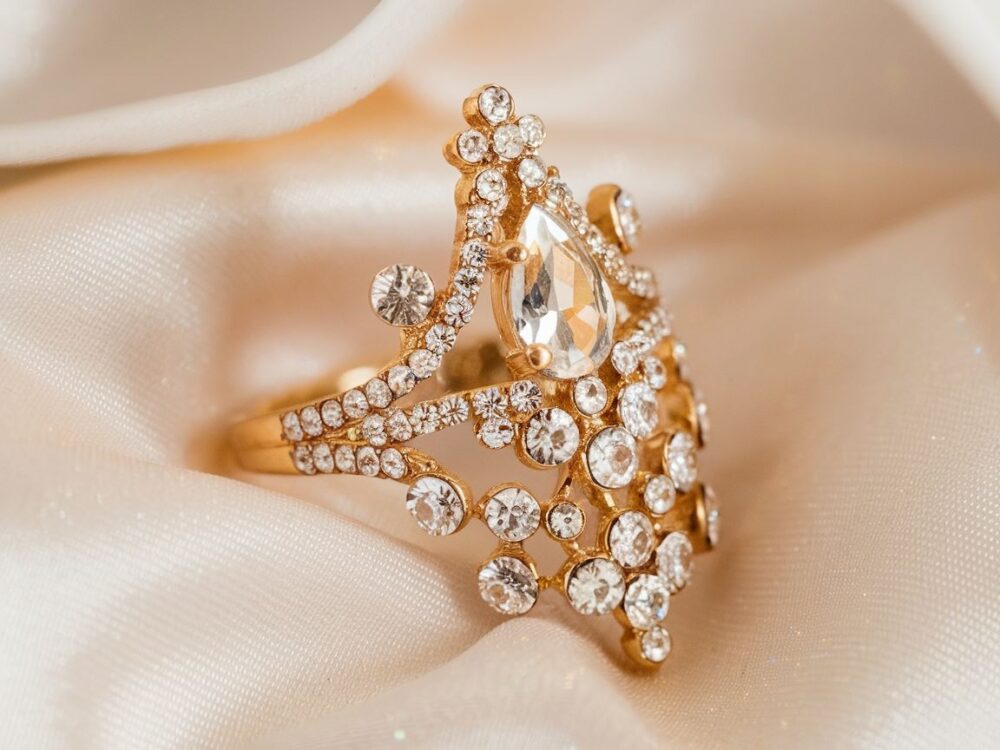 biżuteria z kryształkami