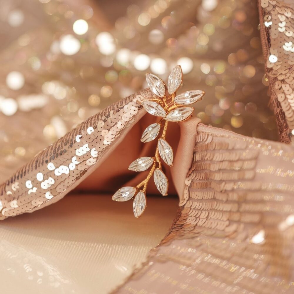 kolczyki do sukienki z cekinami