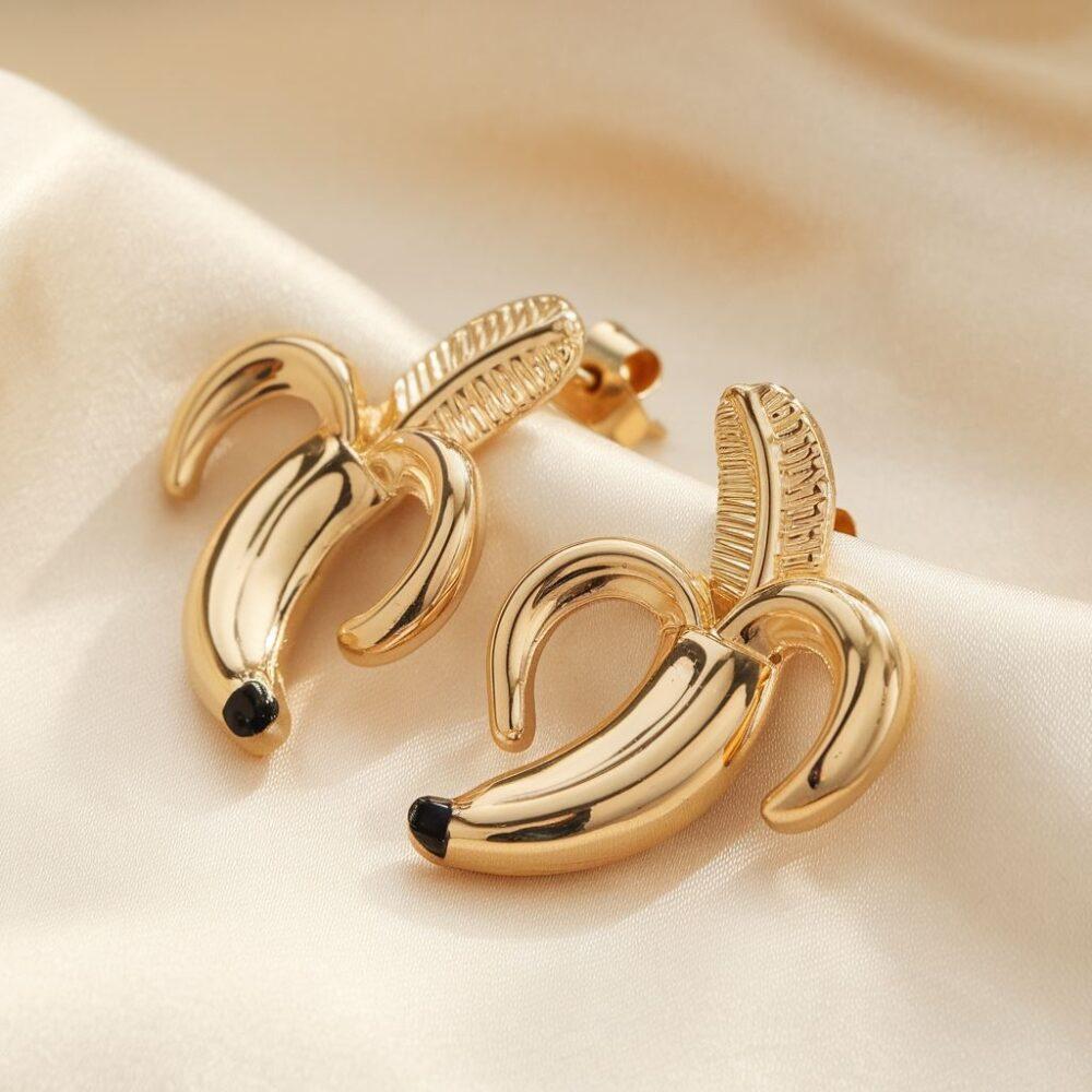 modne kolczyki banan