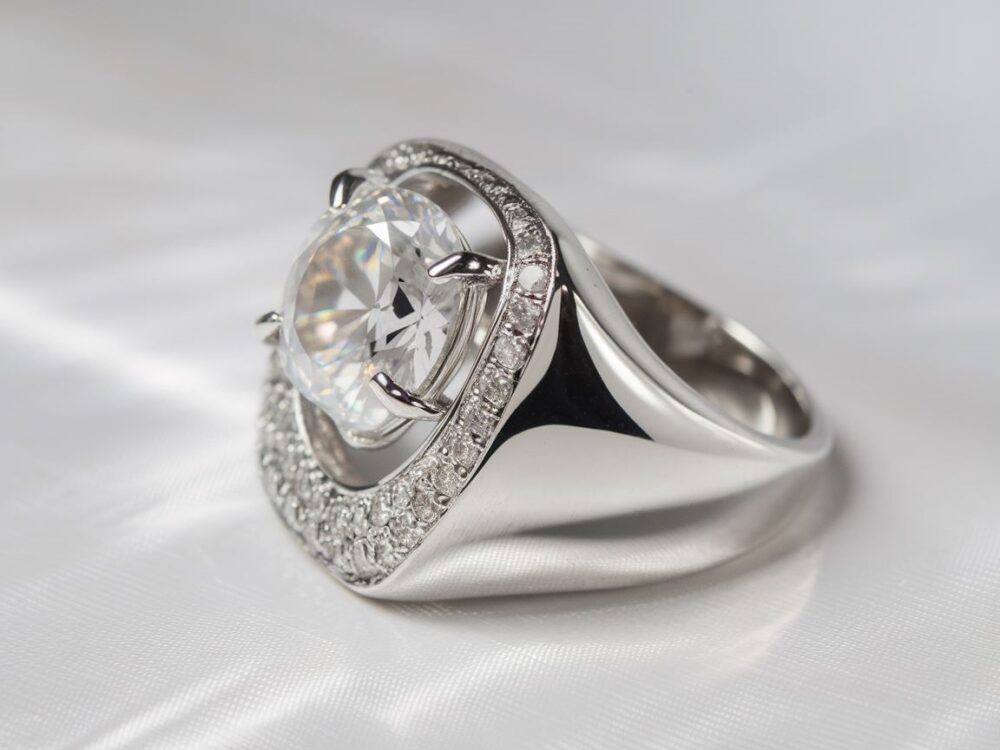 pierścionek damski elegancki