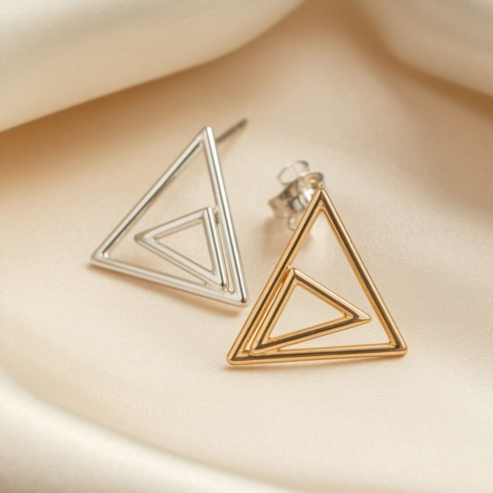 złote kolczyki trójkąty